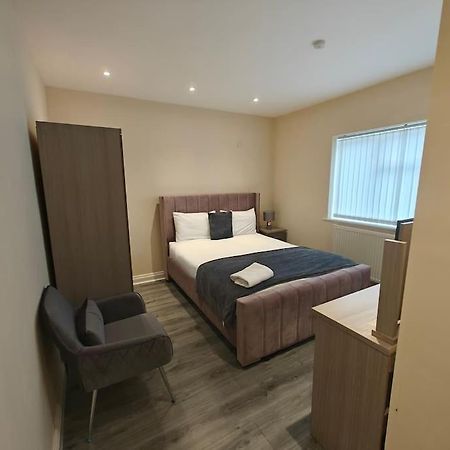 Apartamento Luxury 5-Bed House Near Nec & Bhx Solihull Exterior foto